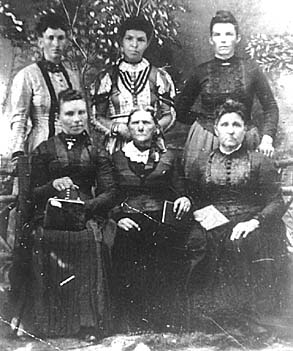 J. Paquette, L. Meldrum, A. Chartran, A. Mayville, V. Loiselle, L. Paquette